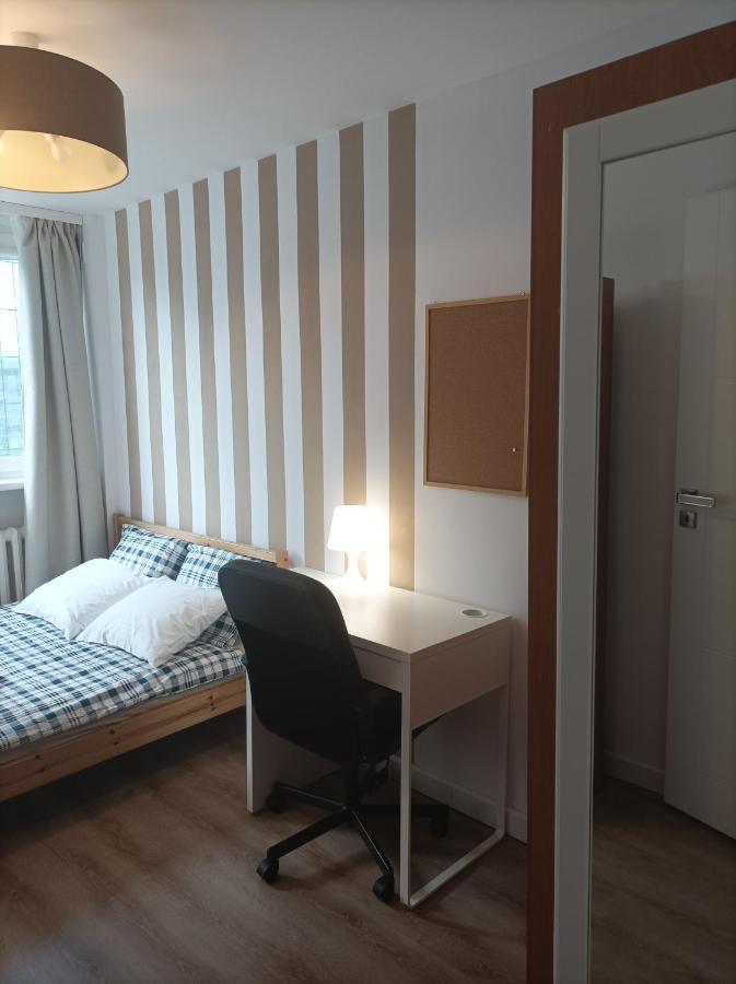 Apartament City Center 3 Bedroom Apartment *
